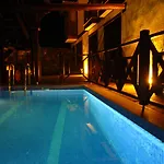 Konukevi Amazon Petite Palace 4*
