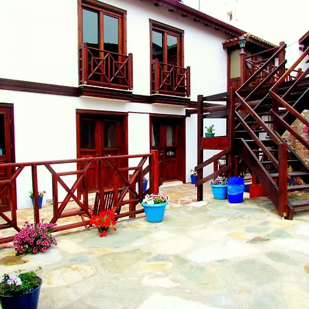 Amazon Petite Palace Affittacamere 4*