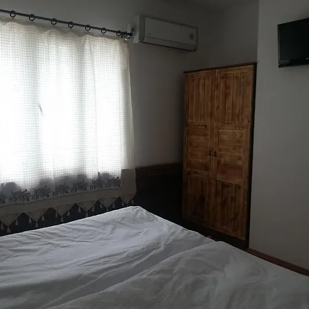 Affittacamere Amazon Petite Palace 4*