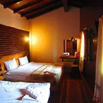 Pensjonat Amazon Petite Palace