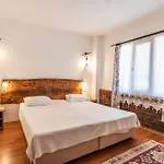 Amazon Petite Palace Selçuk
