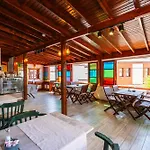 Amazon Petite Palace Pensiune