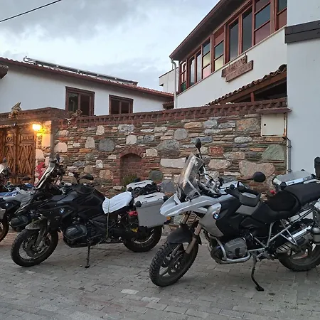 Amazon Petite Palace Selcuk