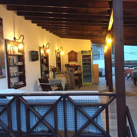 Amazon Petite Palace בית הארחה 4*