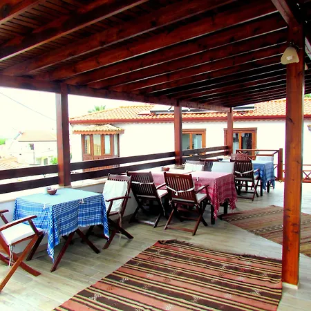 Amazon Petite Palace Πανσιόν 4*