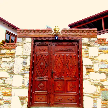 Amazon Petite Palace Penzion