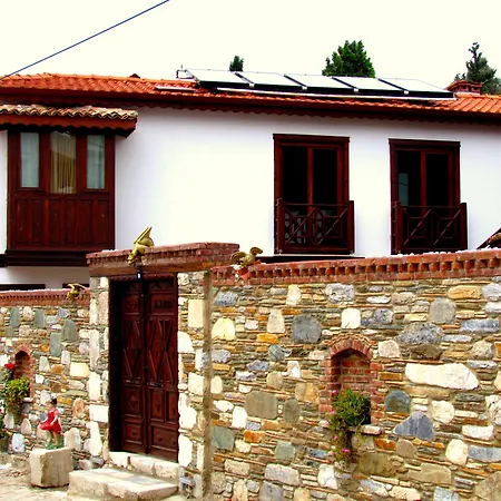 Penzion Amazon Petite Palace 4*