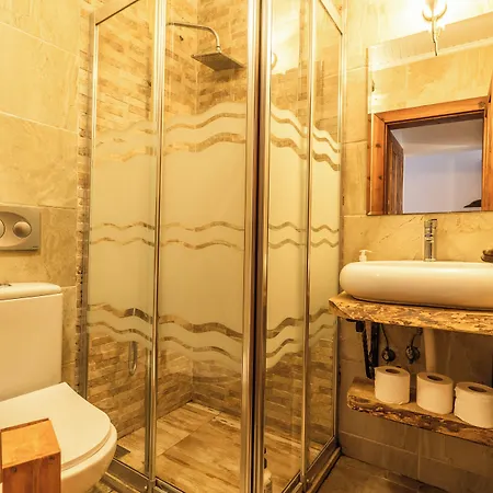 Amazon Petite Palace Πανσιόν