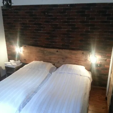 בית הארחה Amazon Petite Palace