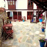 Guest house Amazon Petite 4*
