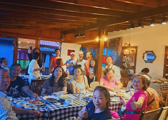 Amazon Petite Palace Гостевой дом 4*